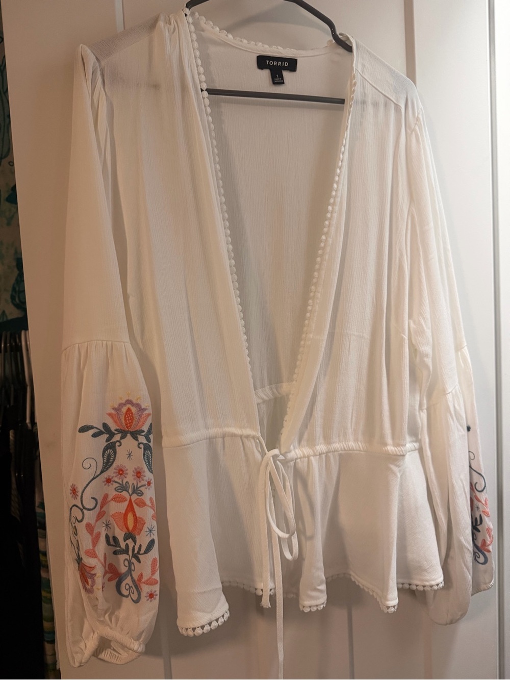 Torrid White Embroidered Kimono Top